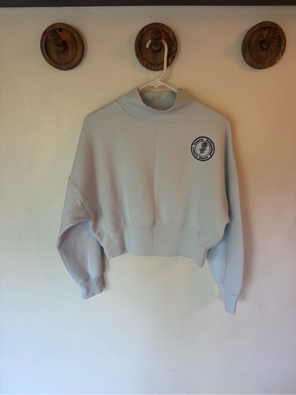 wild fable Light Blue Cropped Mock Neck Sweatshirt size small